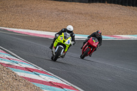 enduro-digital-images;event-digital-images;eventdigitalimages;mallory-park;mallory-park-photographs;mallory-park-trackday;mallory-park-trackday-photographs;no-limits-trackdays;peter-wileman-photography;racing-digital-images;trackday-digital-images;trackday-photos